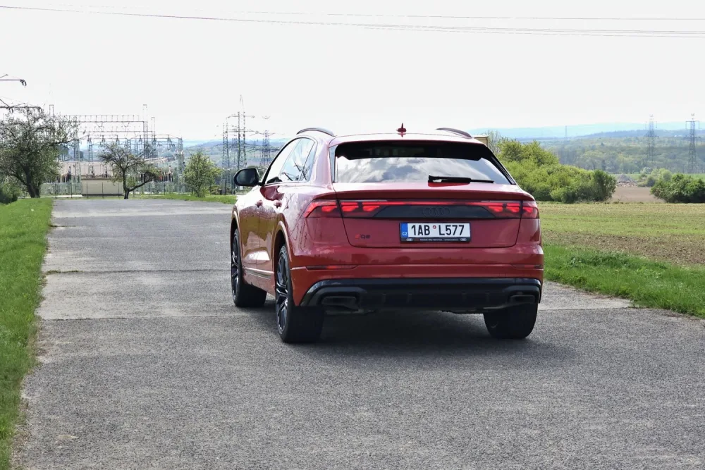 Test Audi Q8 50 TDI quattro (2024)