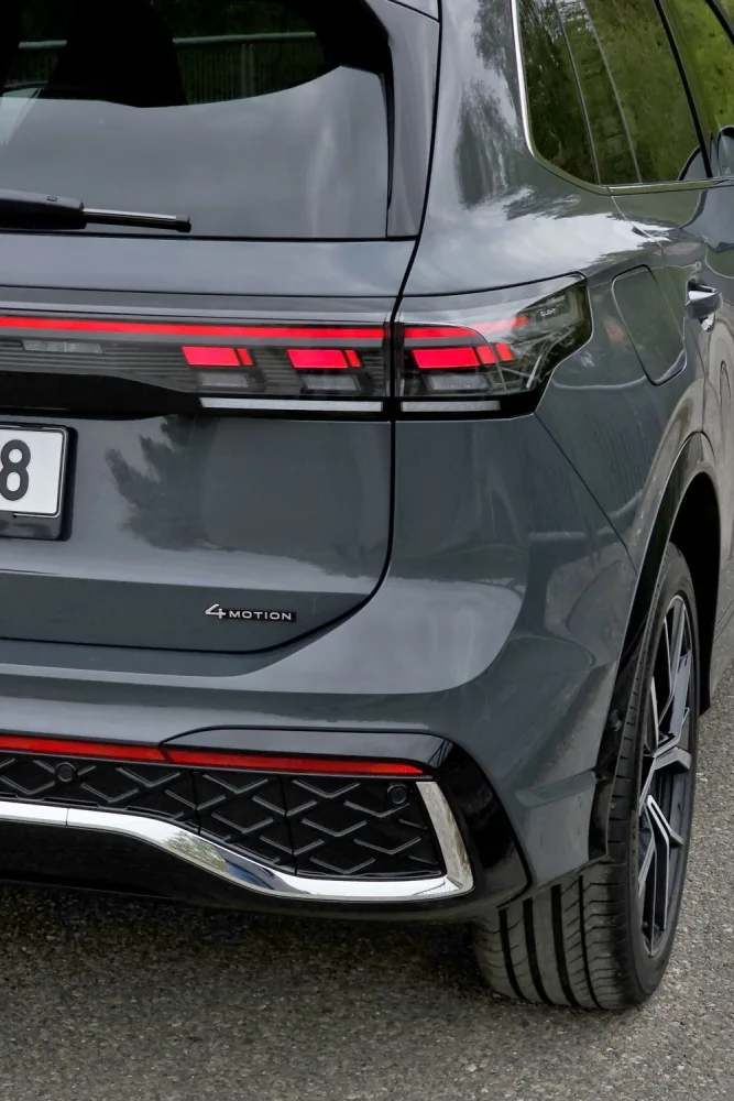 Test Volkswagen Tiguan R-Line 2.0 TDI 142 kW 4MOTION (2024)