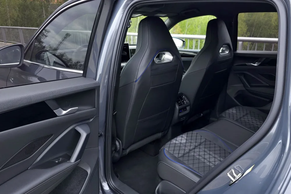 Test Volkswagen Tiguan R-Line 2.0 TDI 142 kW 4MOTION (2024)