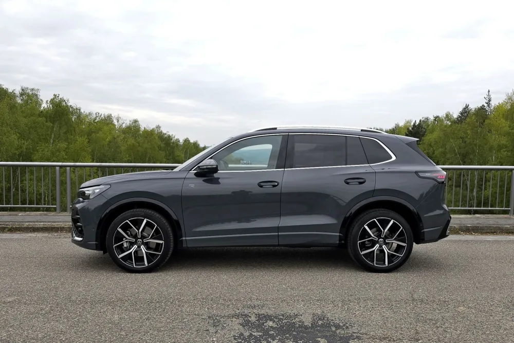 Test Volkswagen Tiguan R-Line 2.0 TDI 142 kW 4MOTION (2024)