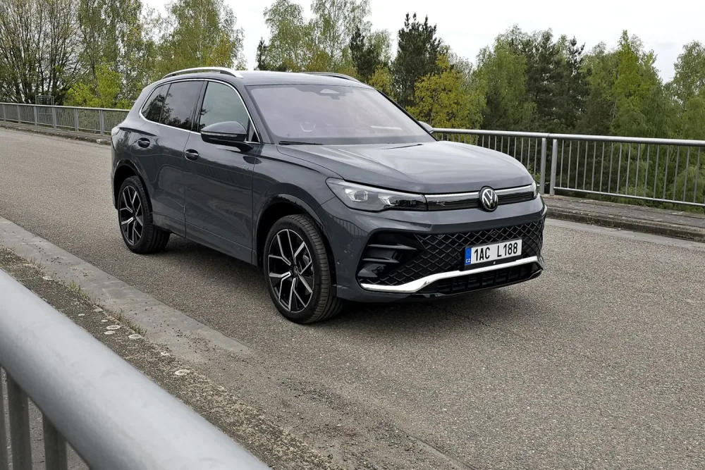 Test Volkswagen Tiguan R-Line 2.0 TDI 142 kW 4MOTION (2024)