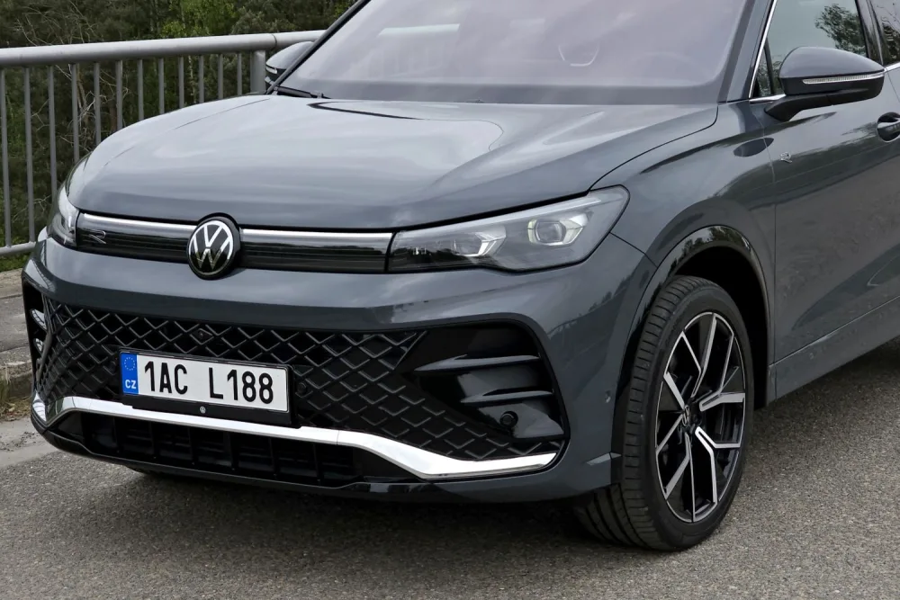 Test Volkswagen Tiguan R-Line 2.0 TDI 142 kW 4MOTION (2024)