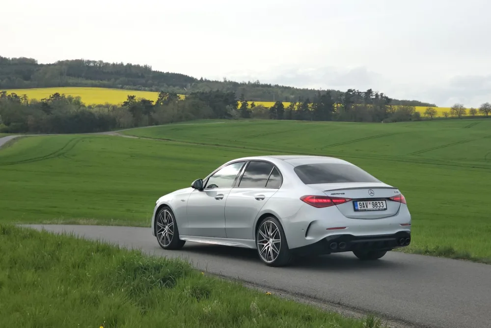 Test Mercedes-AMG C 43 4MATIC | 2024