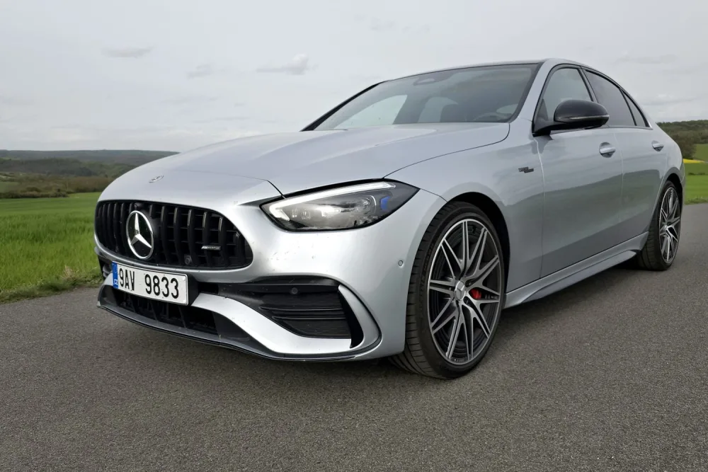Test Mercedes-AMG C 43 4MATIC | 2024