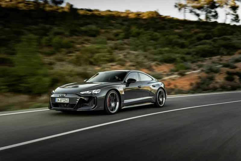 Audi RS e-tron GT | 2024