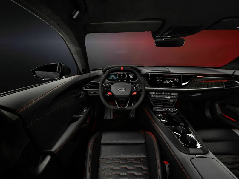 Audi RS e-tron GT | 2024