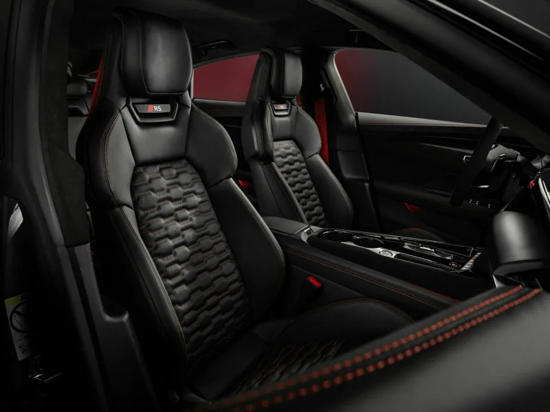 Audi RS e-tron GT | 2024