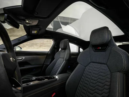 Audi S e-tron GT | 2024