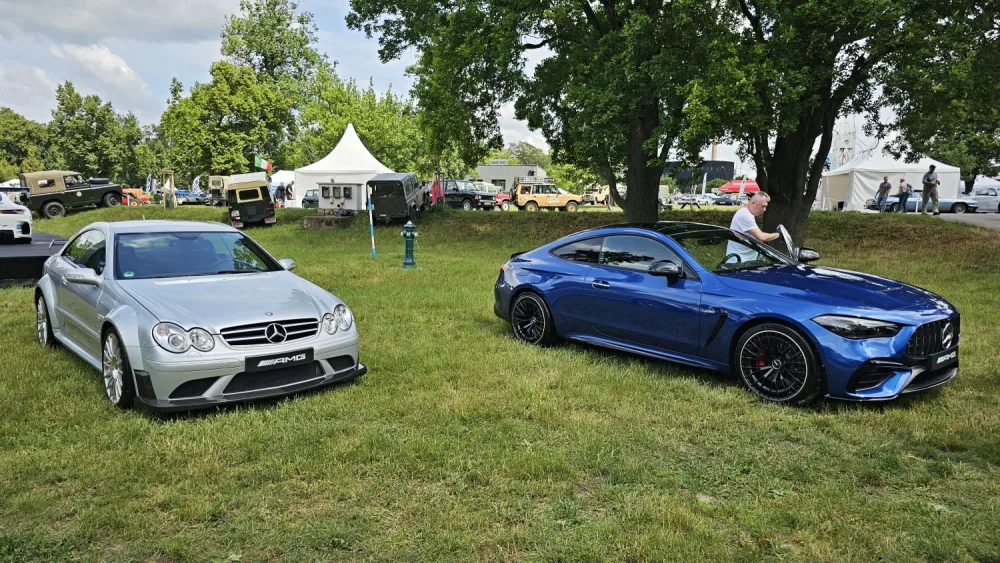 Stánek Mercedes-Benz na slavnosti Legendy 2024
