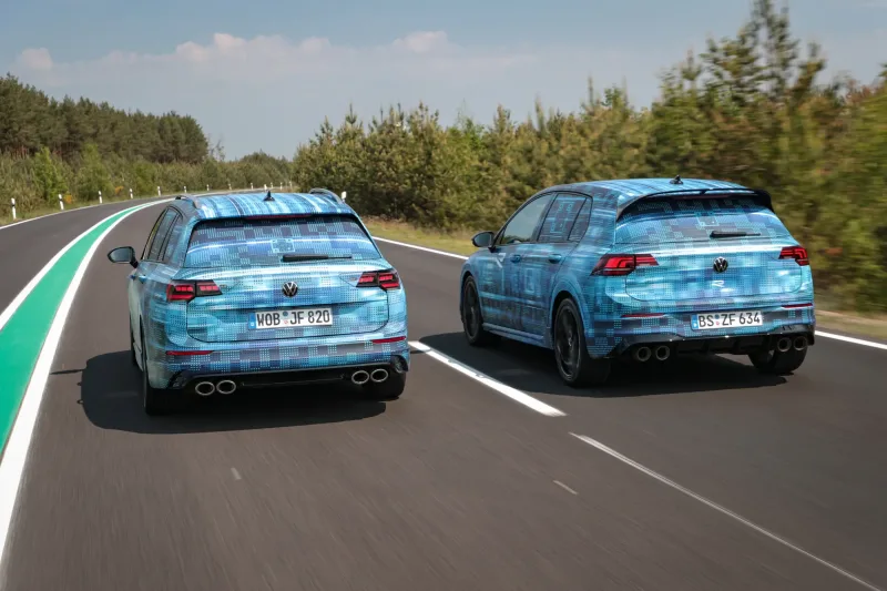 2024-volkswagen-golf-r
