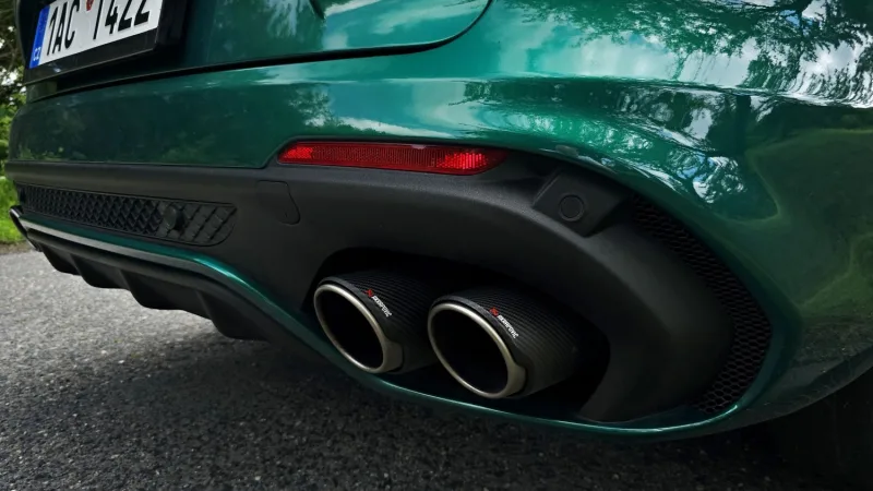 Test Alfa Romeo Stelvio Quadrifoglio (2024)