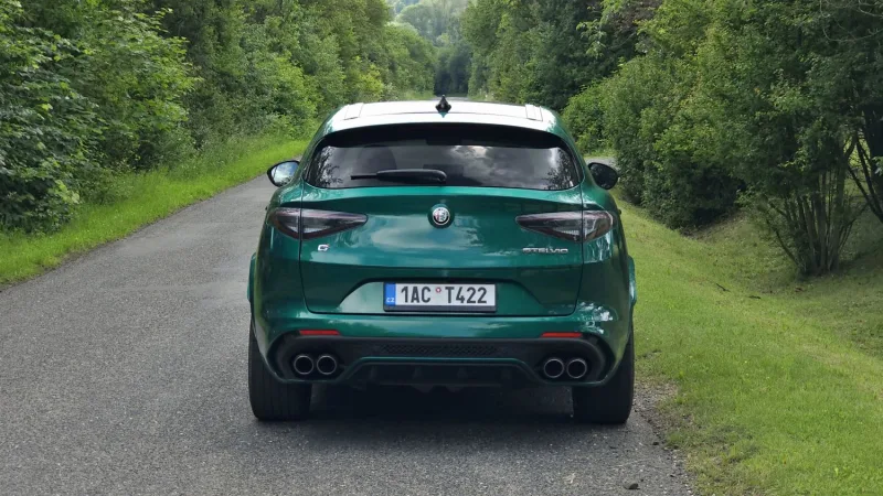 Test Alfa Romeo Stelvio Quadrifoglio (2024)