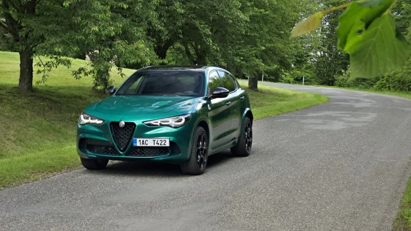 Test Alfa Romeo Stelvio Quadrifoglio (2024)