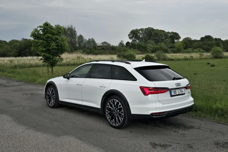 Test Audi A6 allroad 55 TDI quattro (2024)