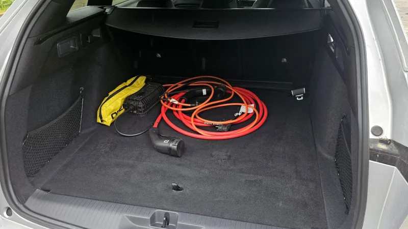 Test Opel Astra ST GSe | plug-in hybrid (2024)