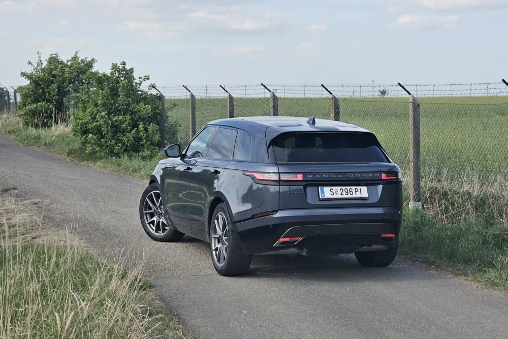 Test Range Rover Velar D300 Dynamic HSE (2024)