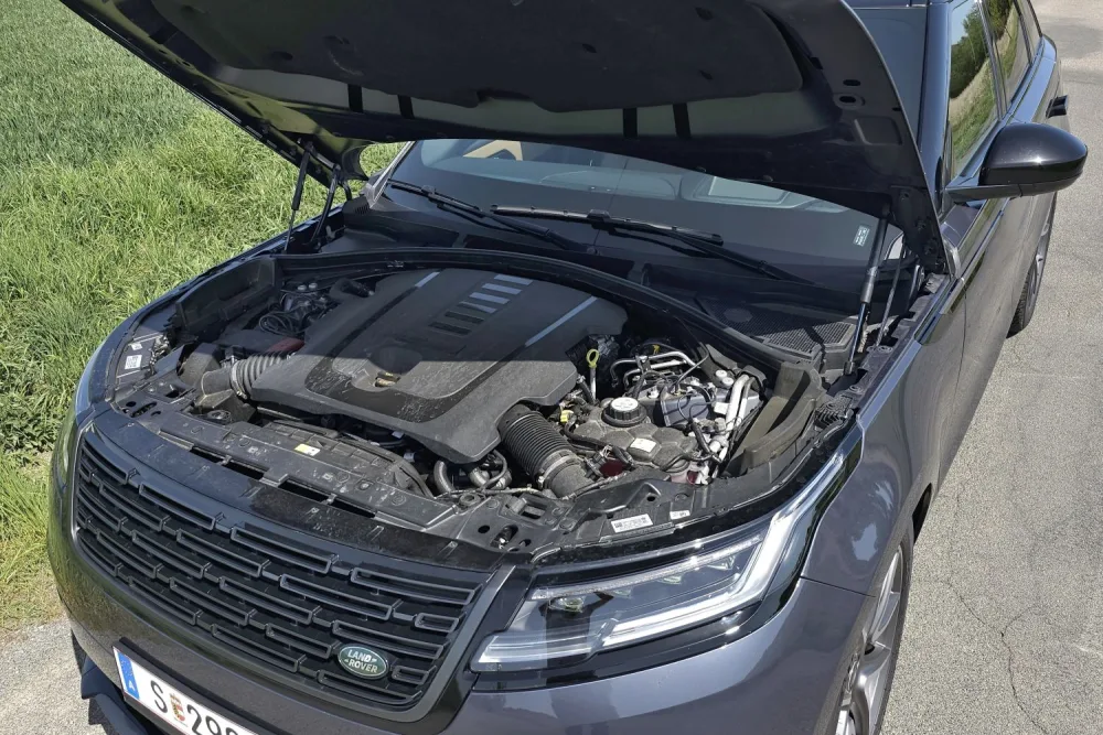 Test Range Rover Velar D300 Dynamic HSE (2024)