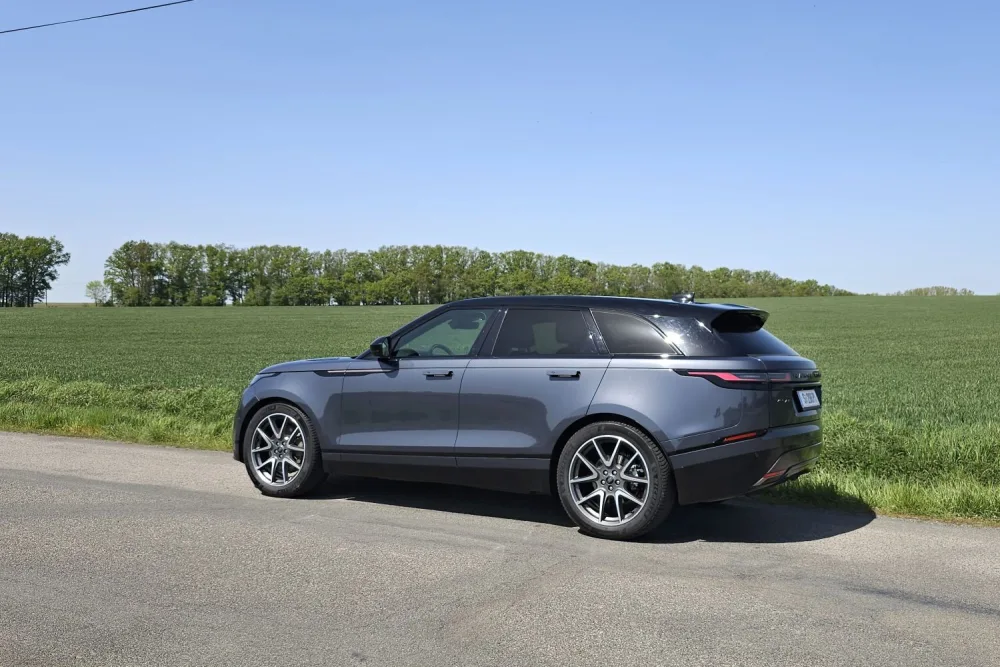 Test Range Rover Velar D300 Dynamic HSE (2024)