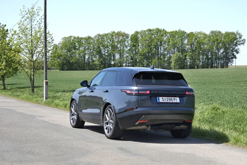 Test Range Rover Velar D300 Dynamic HSE (2024)