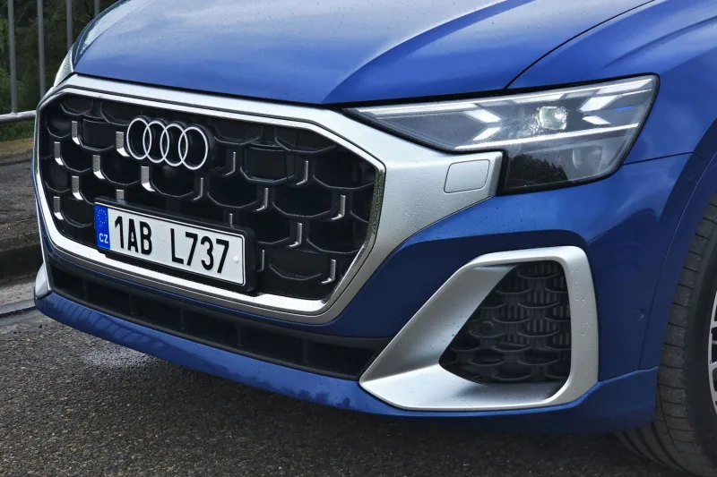 Test Audi SQ8 (2024)