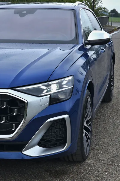 Test Audi SQ8 (2024)