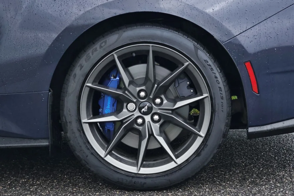 Test Ford Mustang 5.0 Ti-VCT V8 Dark Horse | 2024