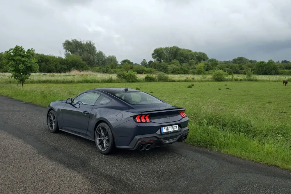 Test Ford Mustang 5.0 Ti-VCT V8 Dark Horse | 2024