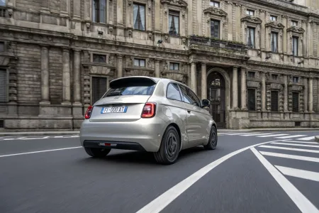 Fiat 500e Giorgio Armani | 2024