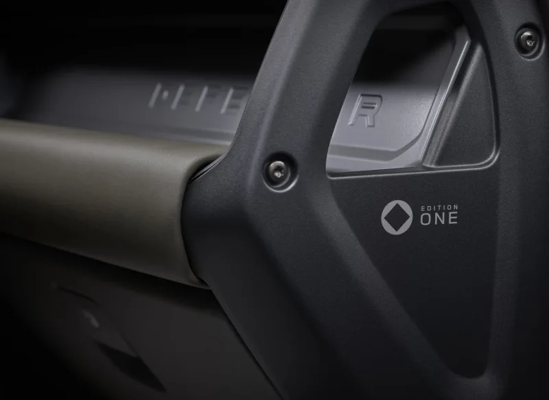 Land Rover Defender OCTA | 2024
