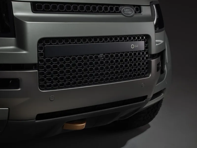 Land Rover Defender OCTA | 2024