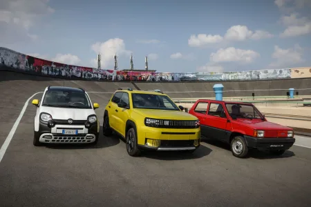 „La Pista 500“ na střeše budovy Lingotto v Turíně byla místem konání oslav 125. výročí s podtitulem „Smiling to the Future“