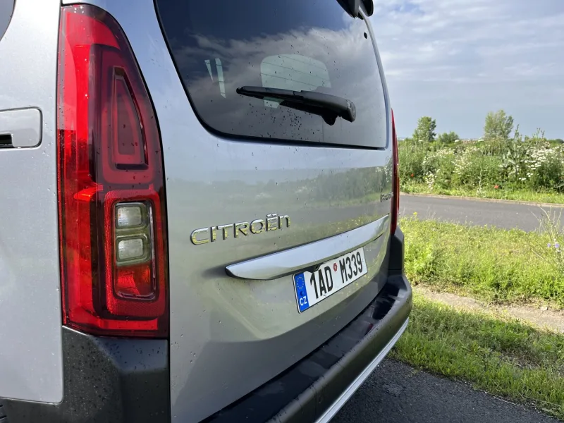 Test Citroën Berlingo MAX 1.5 BlueHDi 130 EAT8 (2024)