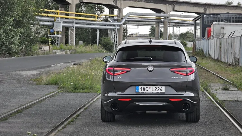 Test Alfa Romeo Stelvio 2.2 JTDm 210k AT8 Q4 | 2024