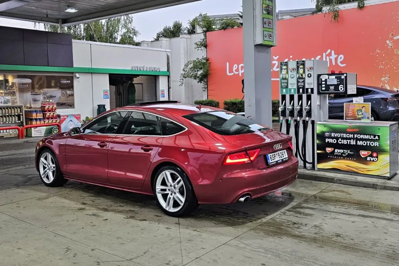 Test ojetiny Audi A7 Sportback 2,8 FSI quattro S tronic (2011)