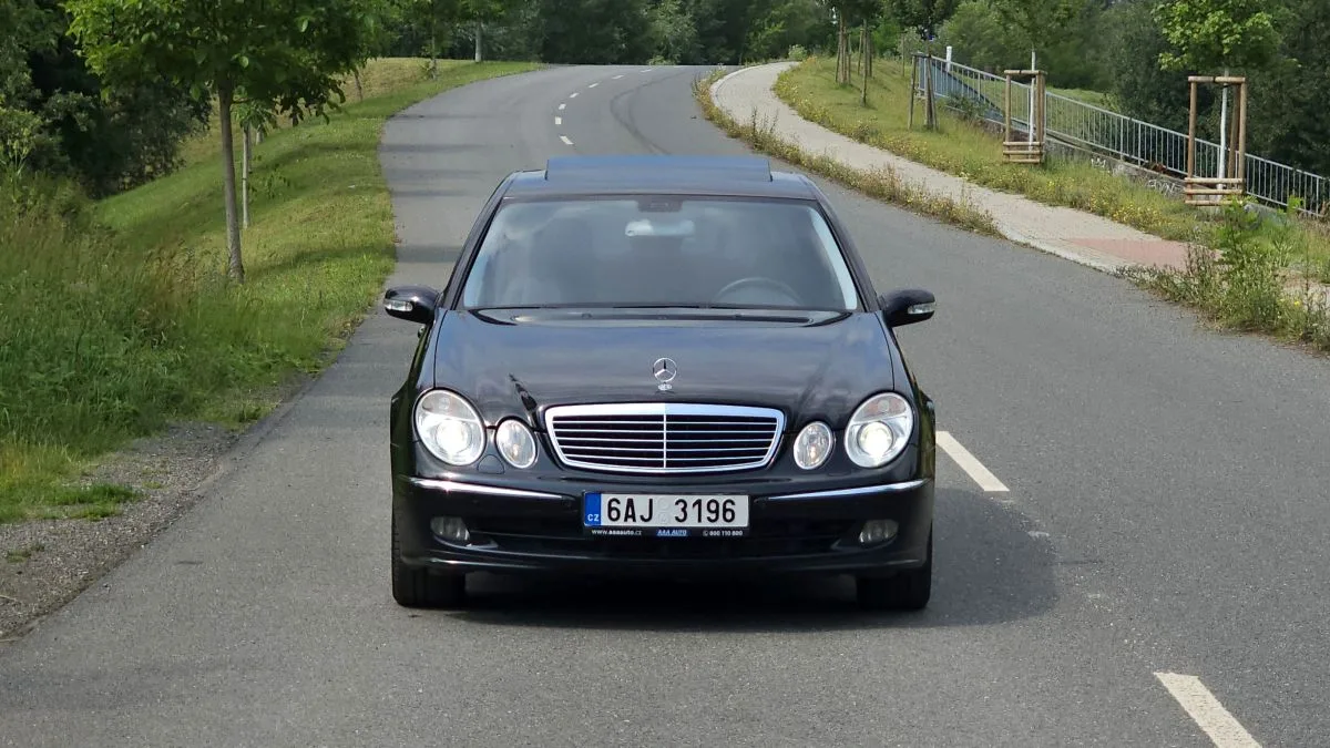 Test ojetiny Mercedes-Benz E 280 CDI 4MATIC | 2006