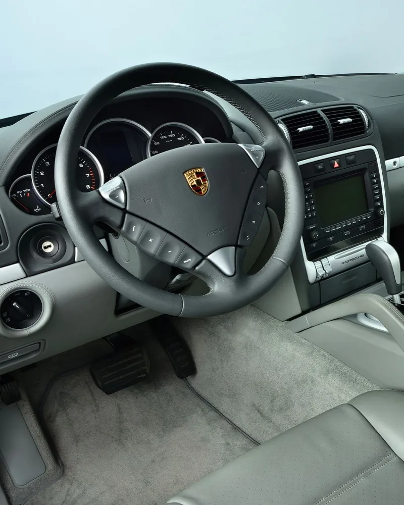 Porsche Cayenne s karoserií SUV-kabriolet