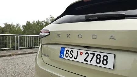 Test Škoda Superb Combi 2,0 TDI 110 kW DSG | 2024