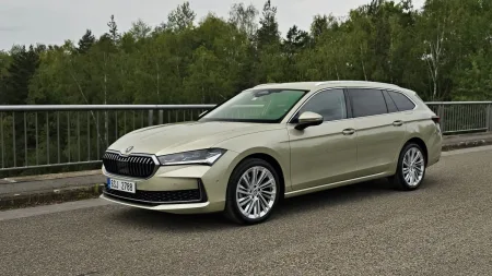 Test Škoda Superb Combi 2,0 TDI 110 kW DSG | 2024