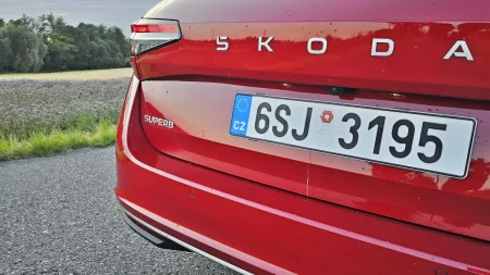 Test Škoda Superb Combi 1.5 TSI DSG | 2024