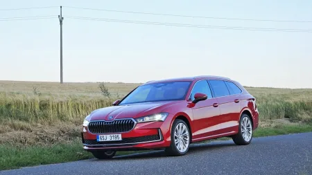 Test Škoda Superb Combi 1.5 TSI DSG | 2024