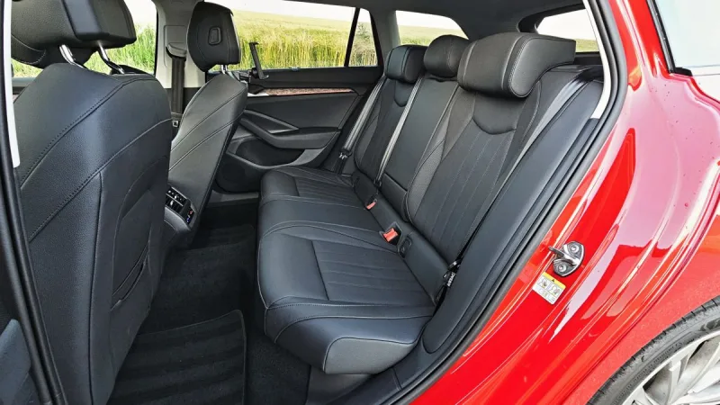 Test Škoda Superb Combi 1.5 TSI DSG | 2024