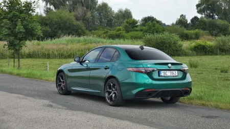 Test Alfa Romeo Giulia Tributo Italiano 2.2 JTDm 210k AT8 Q4 | 2024