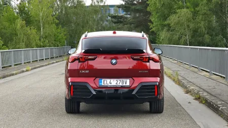 Test BMW iX2 xDrive30e | elektromobil | 2024