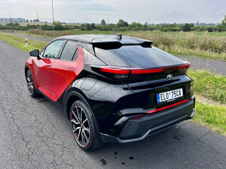 Test Toyota C-HR GR Sport 2.0 PHEV | plug-in hybrid | 2024