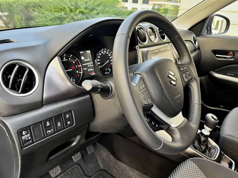 Test Suzuki Vitara 1.4 BoosterJet 2WD Premium | 2024