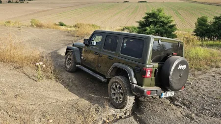 Test Jeep Wrangler 2.0 Turbo Sahara | 2024