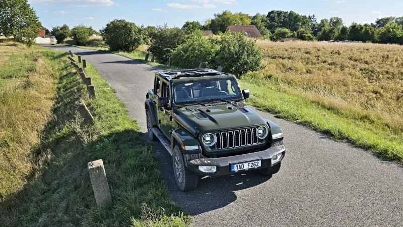 Test Jeep Wrangler 2.0 Turbo Sahara | 2024