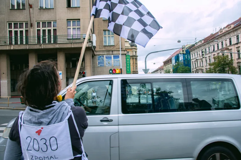 Pražský spolek žádá úpravy magistrály pro chodce a cyklisty. Vrásky mu dělají i semafory