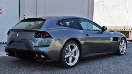 Ferrari GTC4Lusso