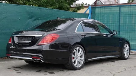 Mercedes-Benz S 63 AMG 4Matic+